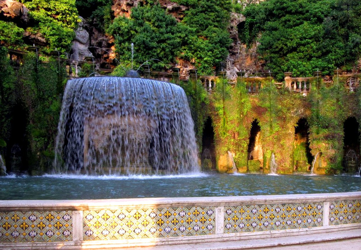 Villa d'Este, the Oval fountain